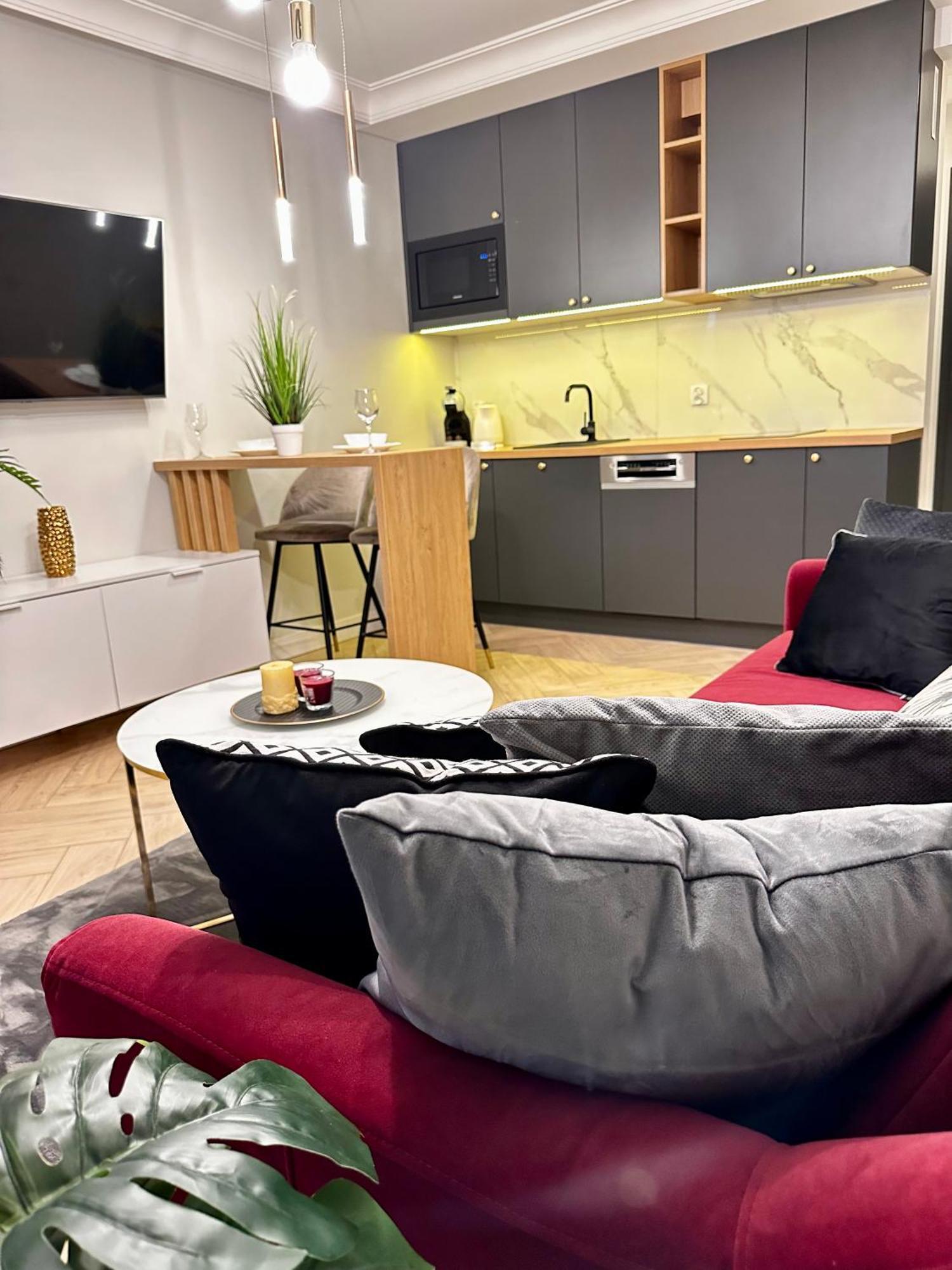 Apartamenty Kielce- Apartament Rubin Przy Zalew Kielecki, Faktura, Parking, Centrum Luaran gambar