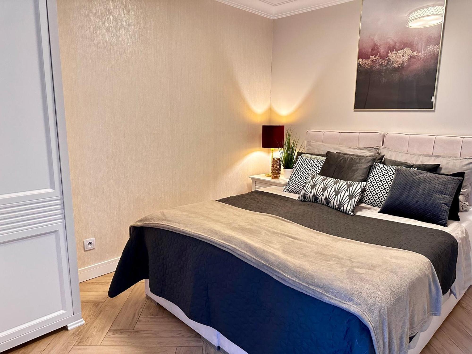 Apartamenty Kielce- Apartament Rubin Przy Zalew Kielecki, Faktura, Parking, Centrum Luaran gambar