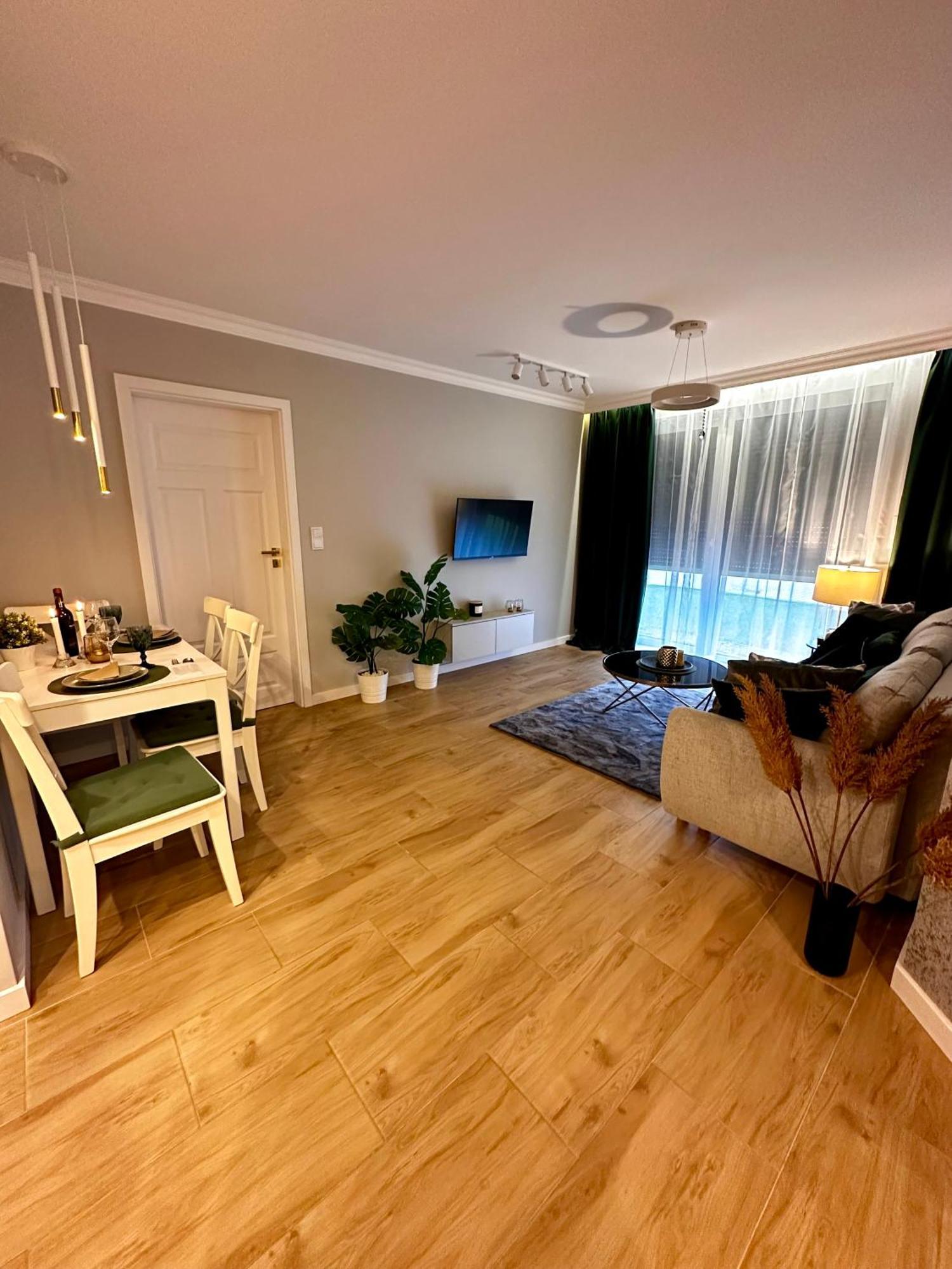 Apartamenty Kielce- Apartament Rubin Przy Zalew Kielecki, Faktura, Parking, Centrum Luaran gambar